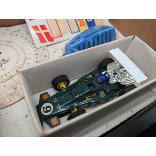 382 - Excellent Vintage Scalextric Super Speed Set Appears Complete, Vehicles are Immaculate - Along With ... 