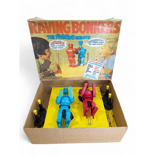 376 - Vintage Original Raving Bonkers 70s Boxing Game - Complete With Box  instructions etc and Working Or... 