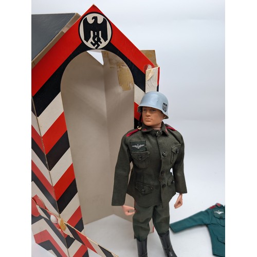 341 - Rare Colditz Action Man Palitoy Bundle, Including, Figurine With Uniforms, Helmets, Sentry Box, Boot... 