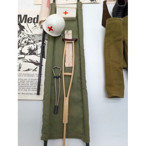 328 - Group (5) Vintage Palitoy Action Man Accessories / Outfits, Including Royal Military Police, Deep Se... 