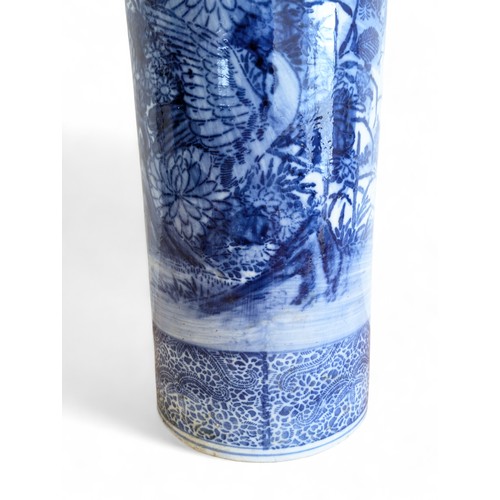 257 - An Attractive Hand Decorated Chinese / Asian Blue and White Stick Stand 22x61cm