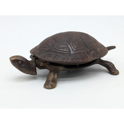 188A - Antique Cast Iron Desk Bell in The Form Of A Tortoise / Lobby Bell, Winder to Base With Concealed Be... 