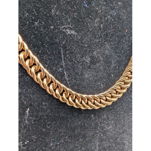 469F - Excellent 9ct Gold Curb Chain - Marked 18