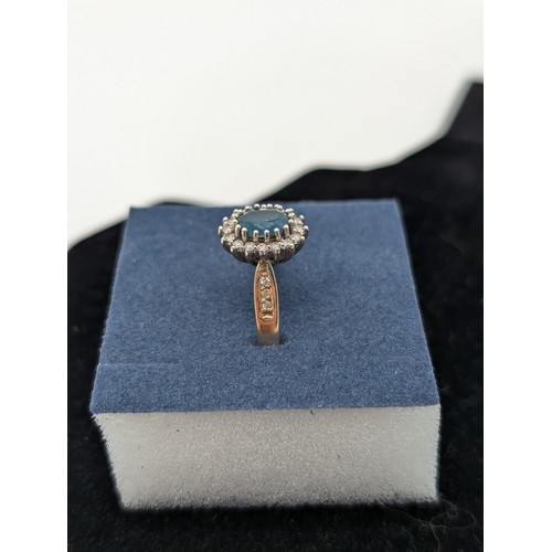 468G - 9ct Gold Diamond / Topaz Cluster Ring Size P/Q 3.97g