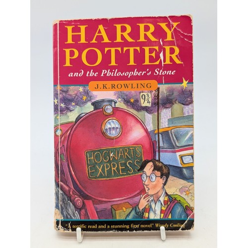 411B - Rowling, J. K First Edition, First Impression Harry Potter And The Philosophers Stone - Paperback -
... 