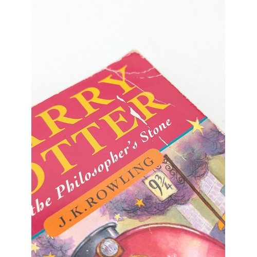 411B - Rowling, J. K First Edition, First Impression Harry Potter And The Philosophers Stone - Paperback -
... 