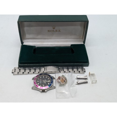 467A - 1968 Rolex GMT Master, Pepsi 1675. AF Condition, Non running with Missing Crown. Has suffered Water ... 