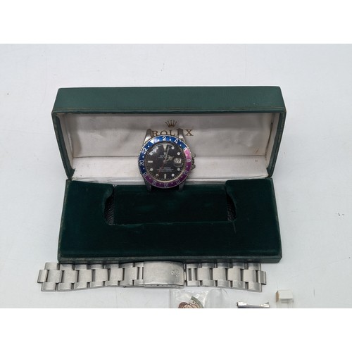 467A - 1968 Rolex GMT Master, Pepsi 1675. AF Condition, Non running with Missing Crown. Has suffered Water ... 