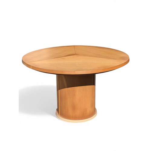 17 - Excellent Skovby Dining Table, With Tulipd Extended Dining Top and Unusual Mechanism to Reduce to a ... 