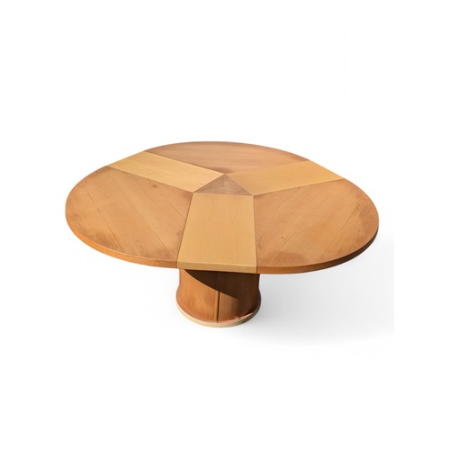 17 - Excellent Skovby Dining Table, With Tulipd Extended Dining Top and Unusual Mechanism to Reduce to a ... 
