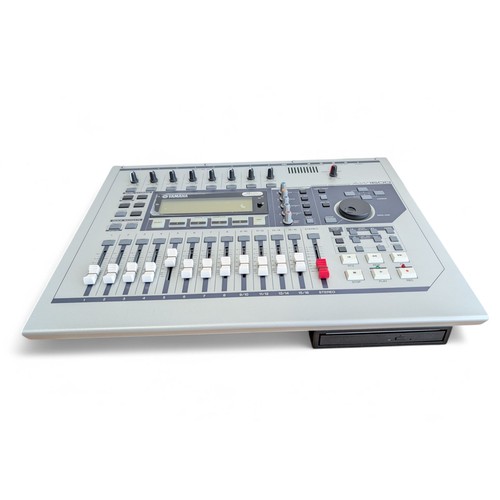 76 - Yamaha AW1600 Hard Disk Multitrack Recorder with CD Drive