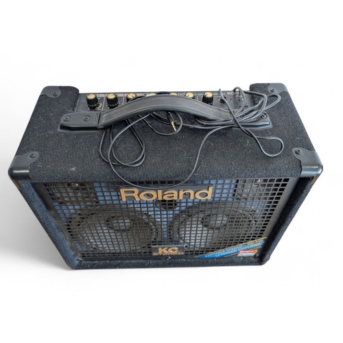 81 - Roland KC 110 Stereo Keyboard Amplifier