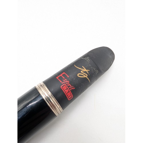 95 - Bundy Selmer Clarinet In Case With Esprit Bari Mouthpiece