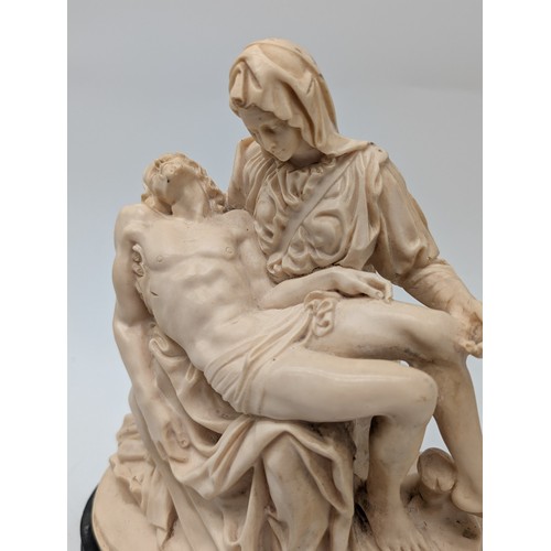 114 - Vintage Pieta A. Santini Mary Holding Jesus Statue 21cm