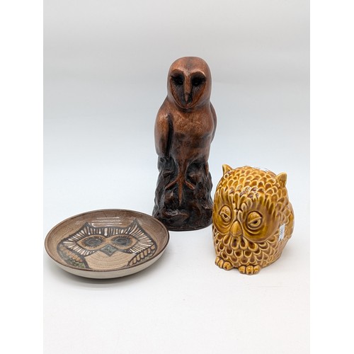 133 - Vintage Sylvac Owl Money Box Plus Wellhouse Pottery Owl Design Plate & Large 10