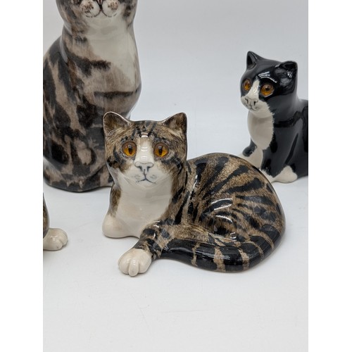 159 - Group (5) Mike Hinton Winstanley Cats, Medium Size and Excellent Condition