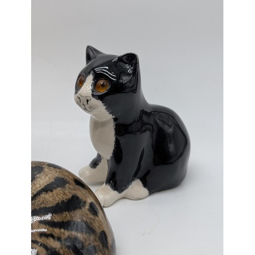 159 - Group (5) Mike Hinton Winstanley Cats, Medium Size and Excellent Condition