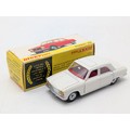 Peugeot 304 DINKY TOYS n° 1428, made in France, en boîte d'origine