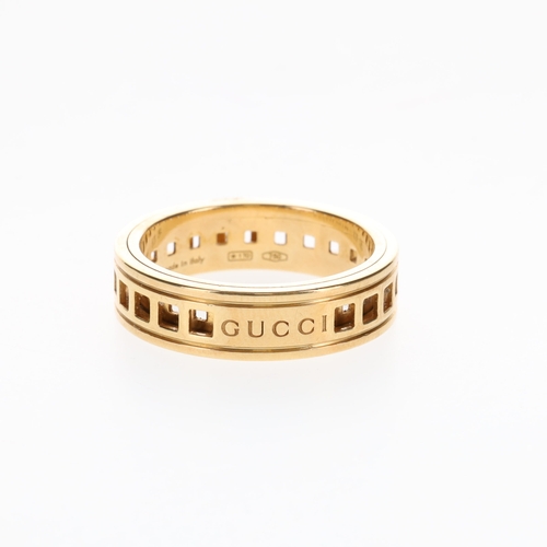 Gucci 18ct Gold Spinner Ring