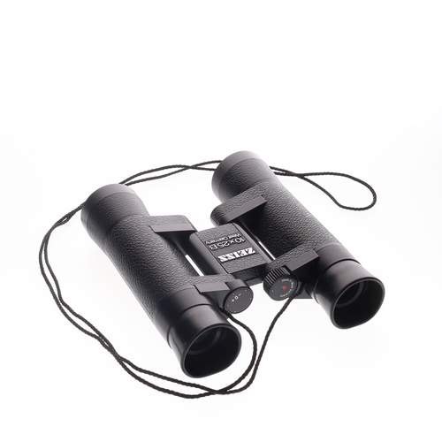 136 - Zeiss - 10x25B P Compact Binoculars with Original Case