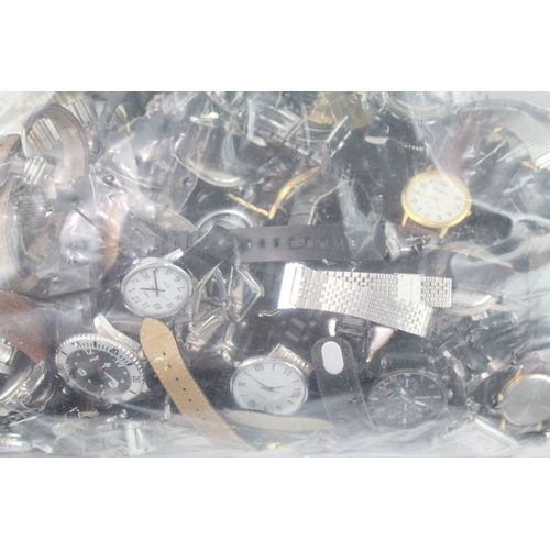 44 - Assorted Gents Quartz Watches, approximately 10kg