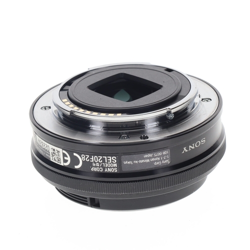 130 - Sony - E 20mm F/2.8 Auto Focus Zoom Camera Lens with the Original Box