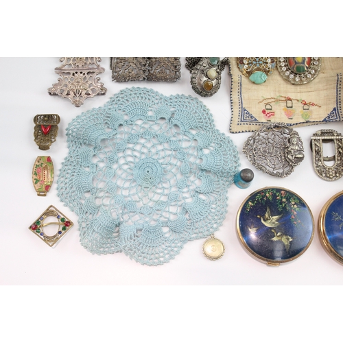 175 - Assorted Ladies Vanity Items and Collectables