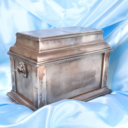 Asprey & Co., Art Deco Sterling Silver Engine Turned Cigarette Box, 2711g