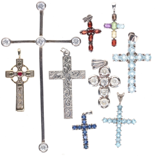 69 - Silver Cross Pendant Collection incl. Gemstone, Mid Century, Celtic, 38.7g