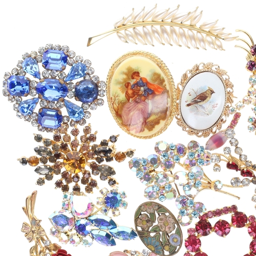 270 - Assorted Gold Tone Brooches incl. Kitsch