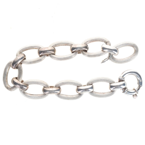 31 - Contemporary Silver Statement Bracelet, 24.8g