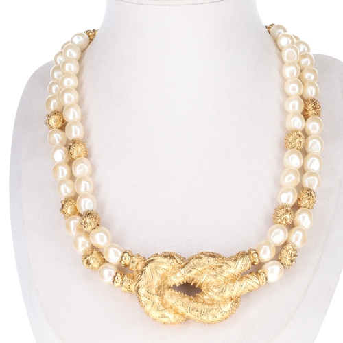 302 - Franklin Mint 1988 Simulated Pearl Necklace