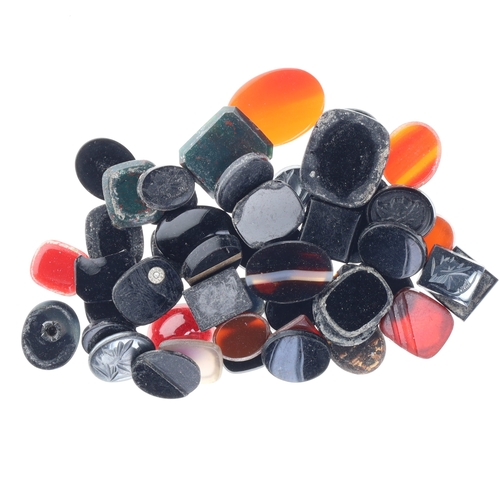 4 - Agate Cabochon Collection incl. Onyx, Carnelian, Masonic