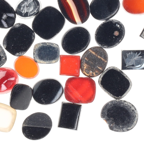 4 - Agate Cabochon Collection incl. Onyx, Carnelian, Masonic