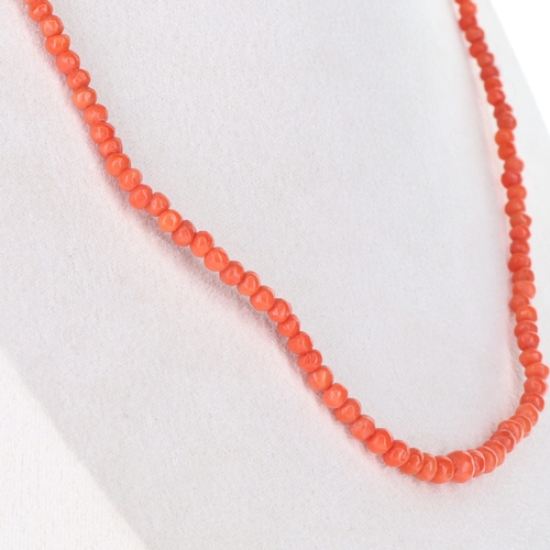 68 - Antique Coral Necklace with 9ct Gold Clasp, 7.4g