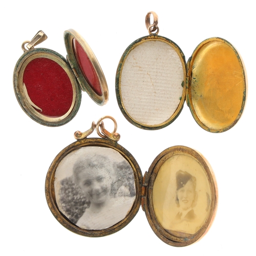 388 - Gold Back and Front Locket Pendant Collection, 10.8g