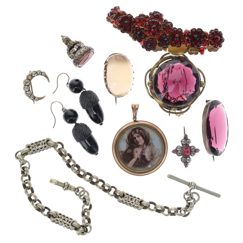 332 - Antique Jewellery Collection including Gold, Agate, Albert, Bohemian Garnet, Seal