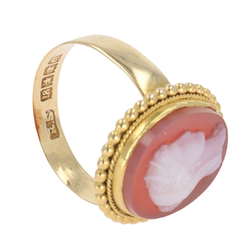 367 - Carved Agate Cameo 18ct Gold Mounted Ring, 4.5g