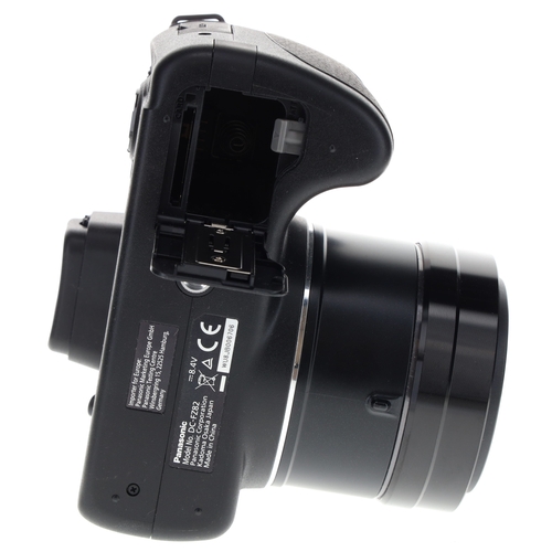 54 - Panasonic - Lumix DC-FZ82 Digital Bridge Camera with Lumix 42x Zoom Lens