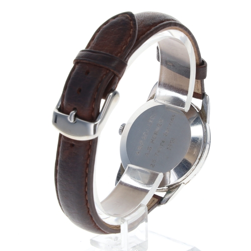 117 - Omega - Hand-Wind Watch, ref. 14726-2 SC