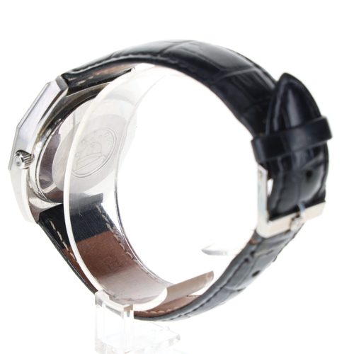90 - Omega - Constellation Chronometer Watch