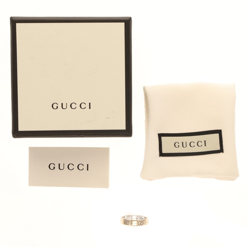 255 - Gucci 'Icon' 18ct White Gold Ring with Box, 3.7g