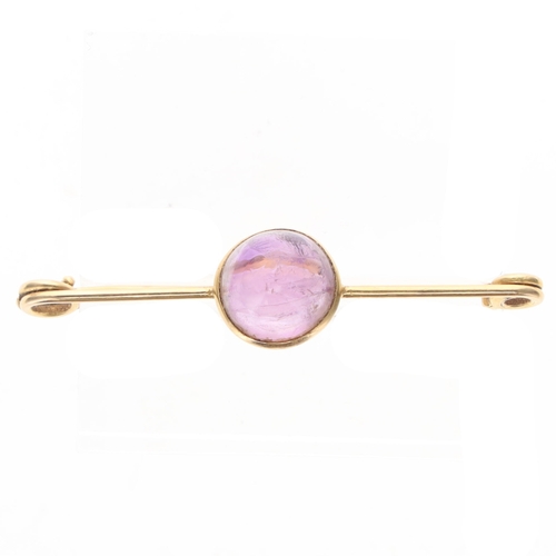 368 - Amethyst Cabochon Gold Bar Brooch, 4.2g