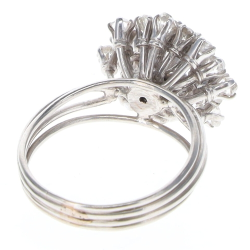 382 - Diamond Platinum Cluster Ring including Box, 7.2g
