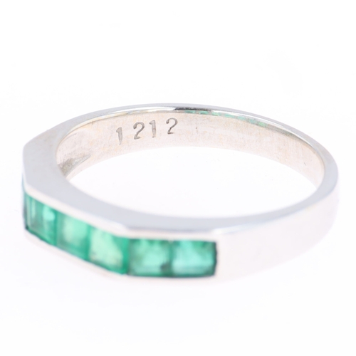 387 - Emerald Channel Set 18ct White Gold Ring, 3g