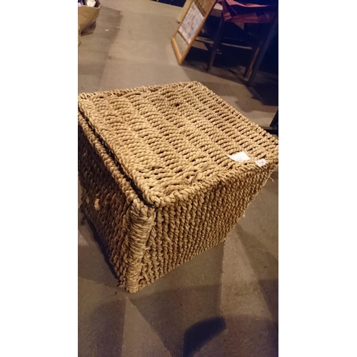 333 - Wicker storage box