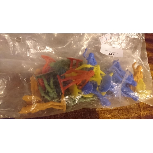 342 - Bag of 1960's plastic figures