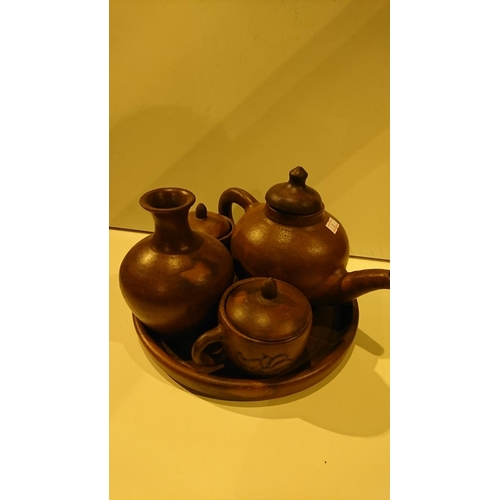 390 - Stoneware tea set