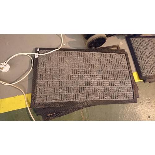 229 - 4 Floor mats