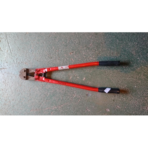 65 - very large bolt cutters